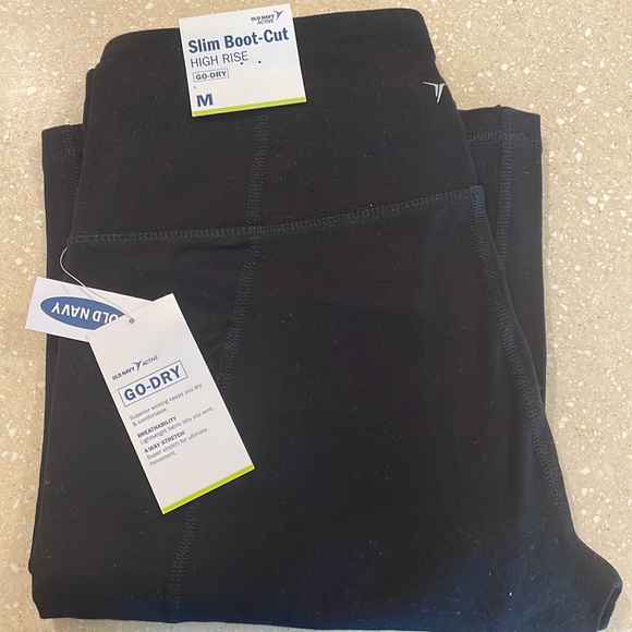 NWT Old Navy Active size M Slim Boot-Cut High Rise joggers - Picture 1 of 5